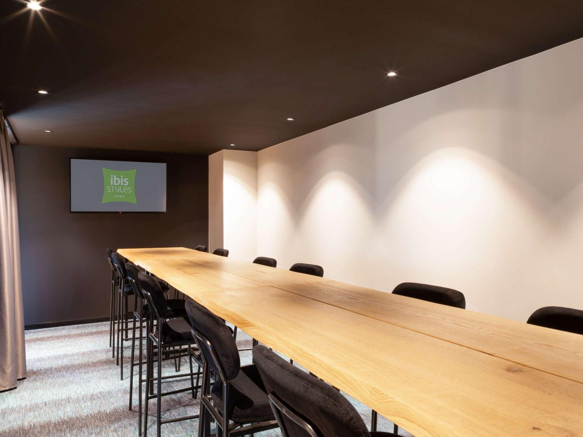 Ibis Styles Miramas Hotel Luaran gambar